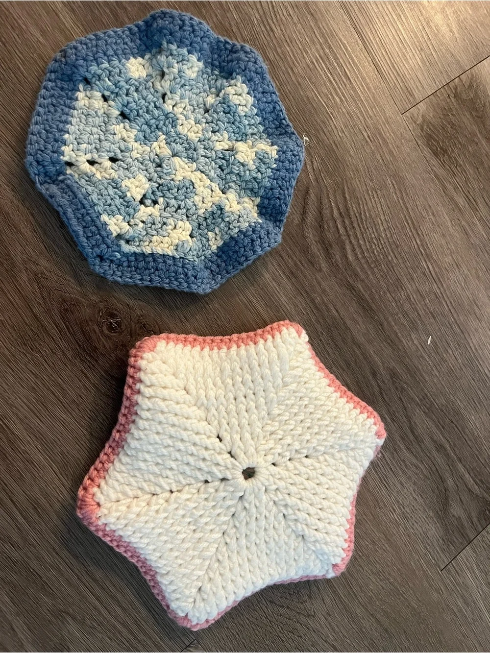 Hand Crocheted Pot Holder/Hot Pad Set – Blue Snowflake & Pink Starburst